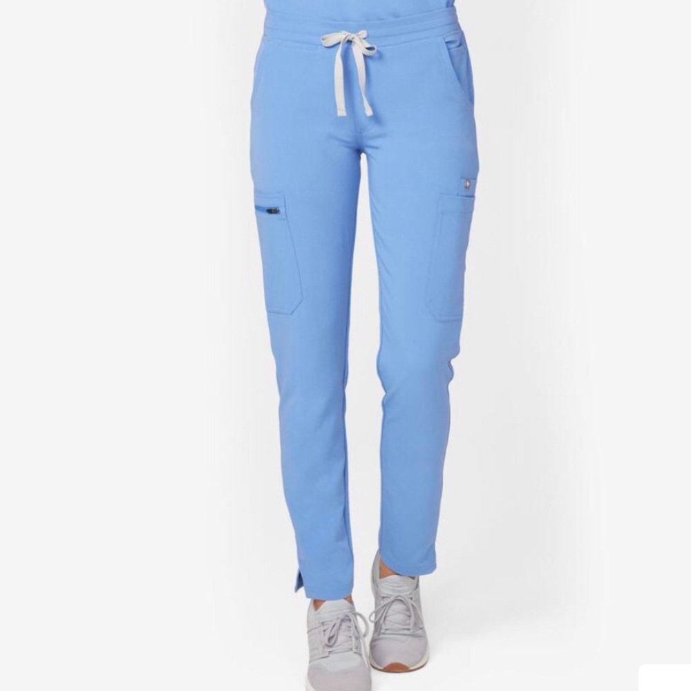 FIGS Scrub Set- small top & small tall pant